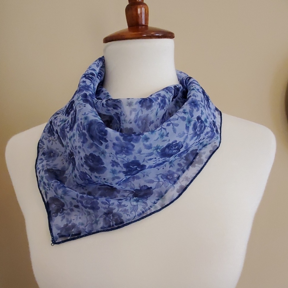 Scarf